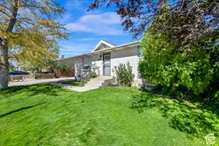 5414 W Mountain Men Dr S, Kearns, UT 84118 - Photo 2