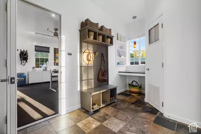 2651 S Imperial St E, Salt Lake City, UT 84106 - Photo 14