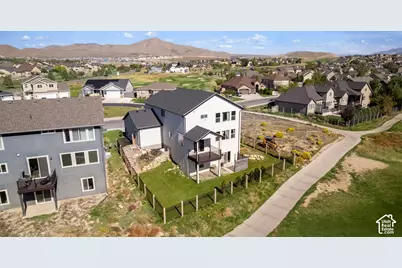 3692 E Barton Creek Dr, Eagle Mountain, UT 84005 - Photo 42