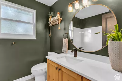 2088 S 800 W, Woods Cross, UT 84087 - Photo 16