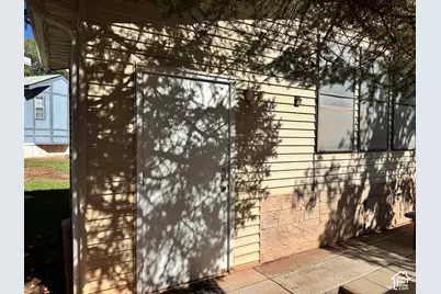 180 N 1100 E #71, Washington, UT 84780 - Photo 18