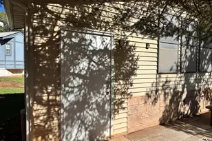 180 N 1100 E, Washington, UT 84780 - Photo 18