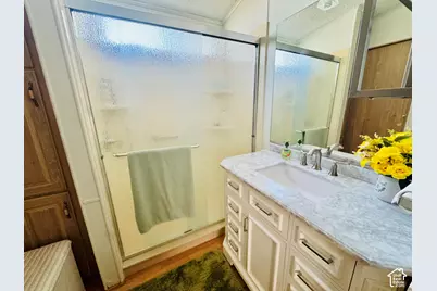 180 N 1100 E #71, Washington, UT 84780 - Photo 16