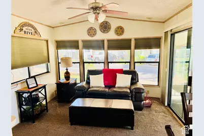 180 N 1100 E #71, Washington, UT 84780 - Photo 6
