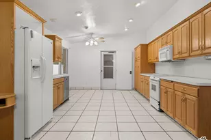 945 Drexel St, Price, UT 84501 - Photo 10