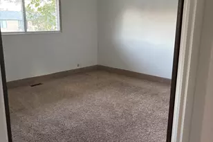 945 Drexel St, Price, UT 84501 - Photo 10