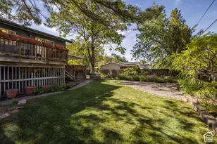831 Mountain Dr, Moab, UT 84532 - Photo 2