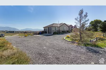 9044 N Cedar Pass Rd, Eagle Mountain, UT 84005 - Photo 62