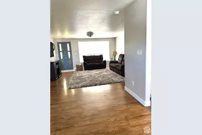 264 W 1000 St N, Bountiful, UT 84010 - Photo 12