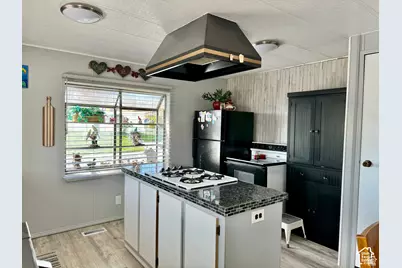 1111 N 2000 W #71, Farr West, UT 84404 - Photo 2