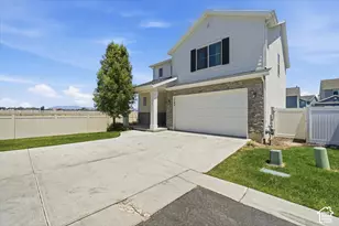 1706 W Parkview Dr, Syracuse, UT 84075 - Photo 2