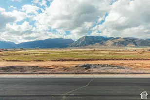 250 E 2690 N, Sigurd, UT 84657 - Photo 6