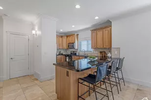 4832 S Brooks Way, Holladay, UT 84117 - Photo 4