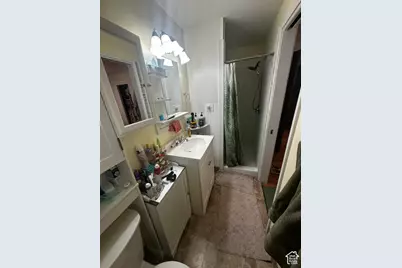 386 E 2100 S, Bountiful, UT 84010 - Photo 12