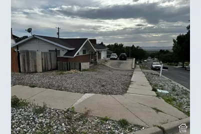 386 E 2100 S, Bountiful, UT 84010 - Photo 4
