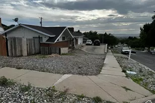 386 E 2100 S, Bountiful, UT 84010 - Photo 4