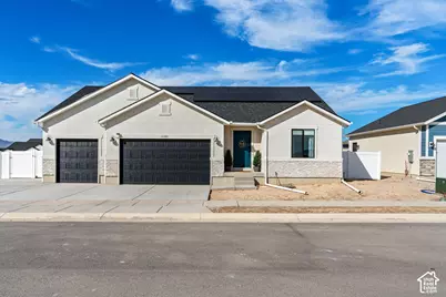 2393 E Sunflower Dr S, Eagle Mountain, UT 84005 - Photo 2