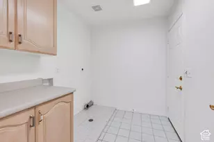9485 S 1930 W, South Jordan, UT 84095 - Photo 8