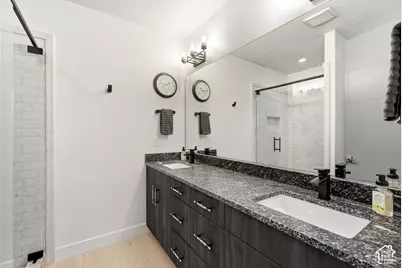 14747 S Canyon Peak Dr, Draper, UT 84020 - Photo 38