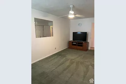 4010 Meadow Wood Dr, Riverdale, UT 84405 - Photo 8
