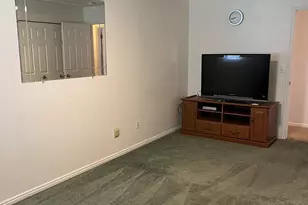 4010 Meadow Wood Dr, Riverdale, UT 84405 - Photo 8