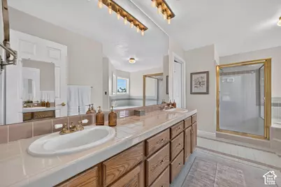 8450 S Dynasty Way, Cottonwood Heights, UT 84121 - Photo 34