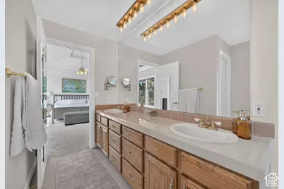 8450 S Dynasty Way, Cottonwood Heights, UT 84121 - Photo 36
