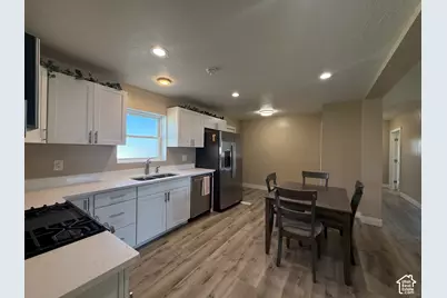 992 N 2500 W, Vernal, UT 84078 - Photo 14
