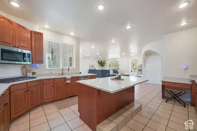 878 Hayden Ct, Alpine, UT 84004 - Photo 12