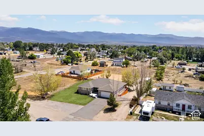 170 E 400 N, Mount Pleasant, UT 84647 - Photo 2