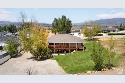 170 E 400 N, Mount Pleasant, UT 84647 - Photo 8