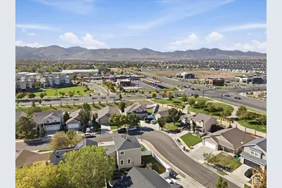 12649 S Diamondback Dr, Riverton, UT 84096 - Photo 32