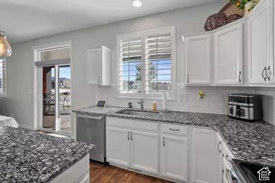 5667 W 3900 S, Hooper, UT 84315 - Photo 4