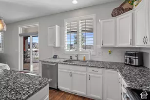 5667 W 3900 S, Hooper, UT 84315 - Photo 4