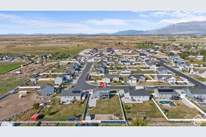 5667 W 3900 S, Hooper, UT 84315 - Photo 40