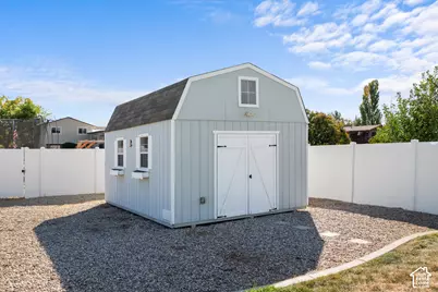 5667 W 3900 S, Hooper, UT 84315 - Photo 36