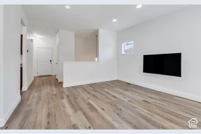 246 E Topspin Way, Lehi, UT 84043 - Photo 4