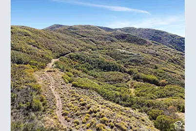 1382 E Elk Glen Dr, Draper, UT 84020 - Photo 2