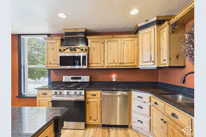 264 E 300 N, American Fork, UT 84003 - Photo 14
