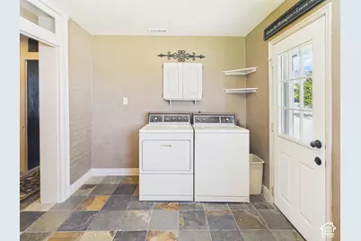264 E 300 N, American Fork, UT 84003 - Photo 30