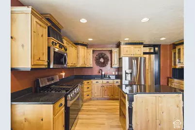 264 E 300 N, American Fork, UT 84003 - Photo 10