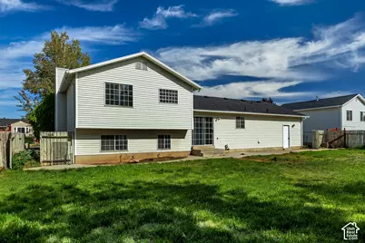 1123 W 2450 N, Clinton, UT 84015 - Photo 22