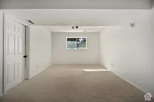 1123 W 2450 N, Clinton, UT 84015 - Photo 12