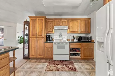 4598 S 4600 W, Malad City, ID 83252 - Photo 12