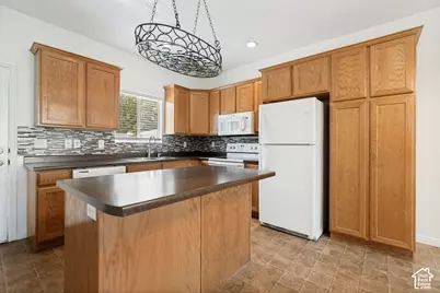5237 W Cool Water Way, West Jordan, UT 84081 - Photo 8