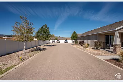 643 N Creekview Dr, Panguitch, UT 84759 - Photo 48