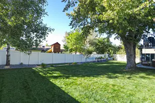 3308 E Willow Ridge Rd S, Cottonwood Heights, UT 84121 - Photo 8