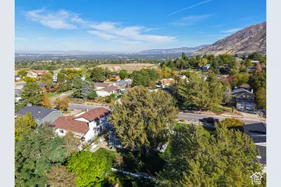 3308 E Willow Ridge Rd S, Cottonwood Heights, UT 84121 - Photo 22