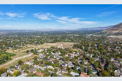 3308 E Willow Ridge Rd S, Cottonwood Heights, UT 84121 - Photo 26