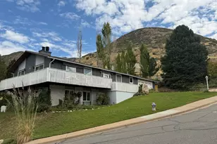 517 E 1400 N, Centerville, UT 84014 - Photo 24